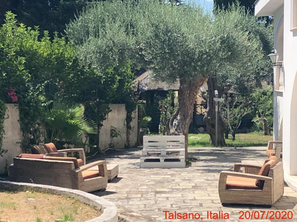 Relais Villa Lama Boutique Hotel Tarente Buitenkant foto