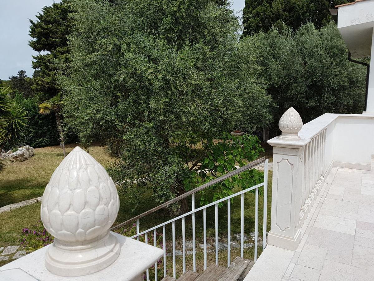 Relais Villa Lama Boutique Hotel Tarente Buitenkant foto