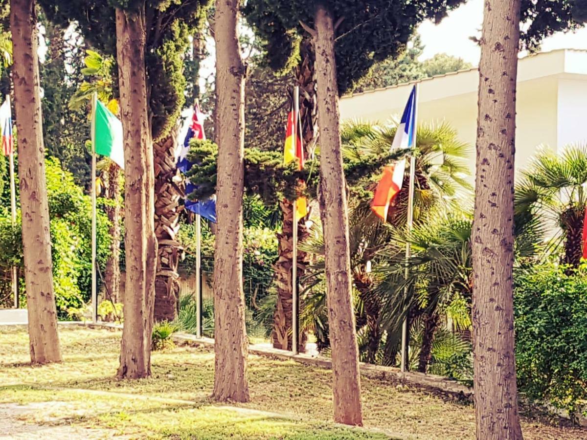 Relais Villa Lama Boutique Hotel Tarente Buitenkant foto
